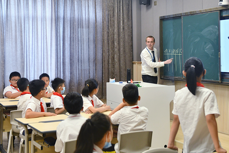 喜獲佳績(jī)！合肥新華公學(xué)優(yōu)秀教師是怎樣煉成的