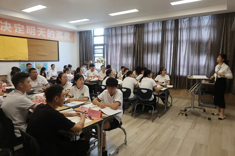 【雙語部高中】賽課展風(fēng)采，教研促成長